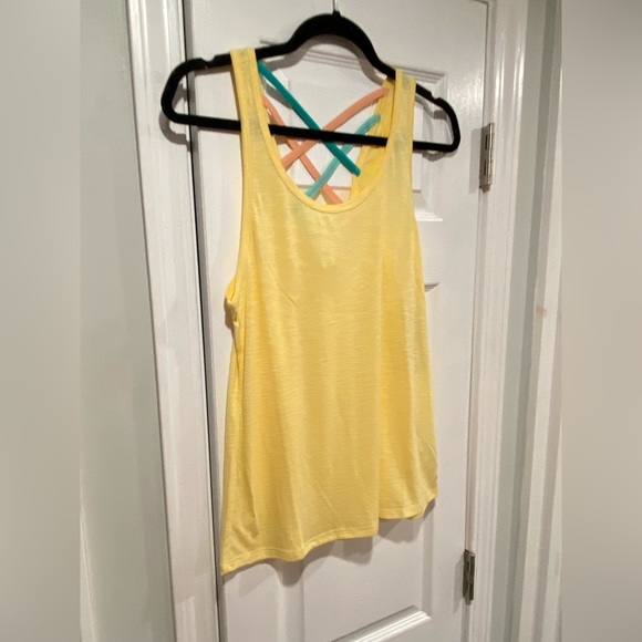 NWT Marika Size M Yellow Criss Cross Open Back Strap Scoop Neck Tank Top - Picture 3 of 12